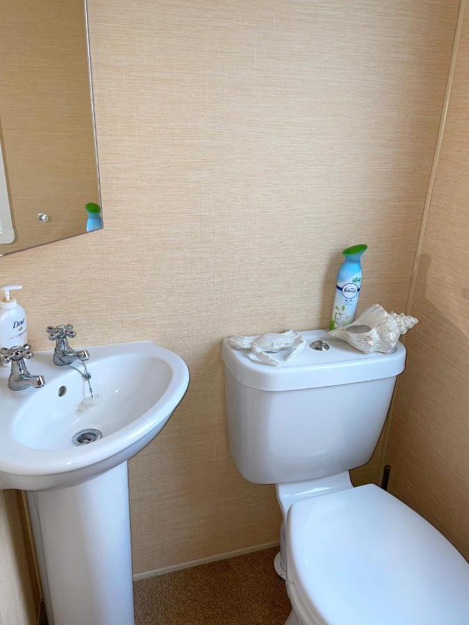 Caravan For Rent At Tattershall Holiday Park מראה חיצוני תמונה