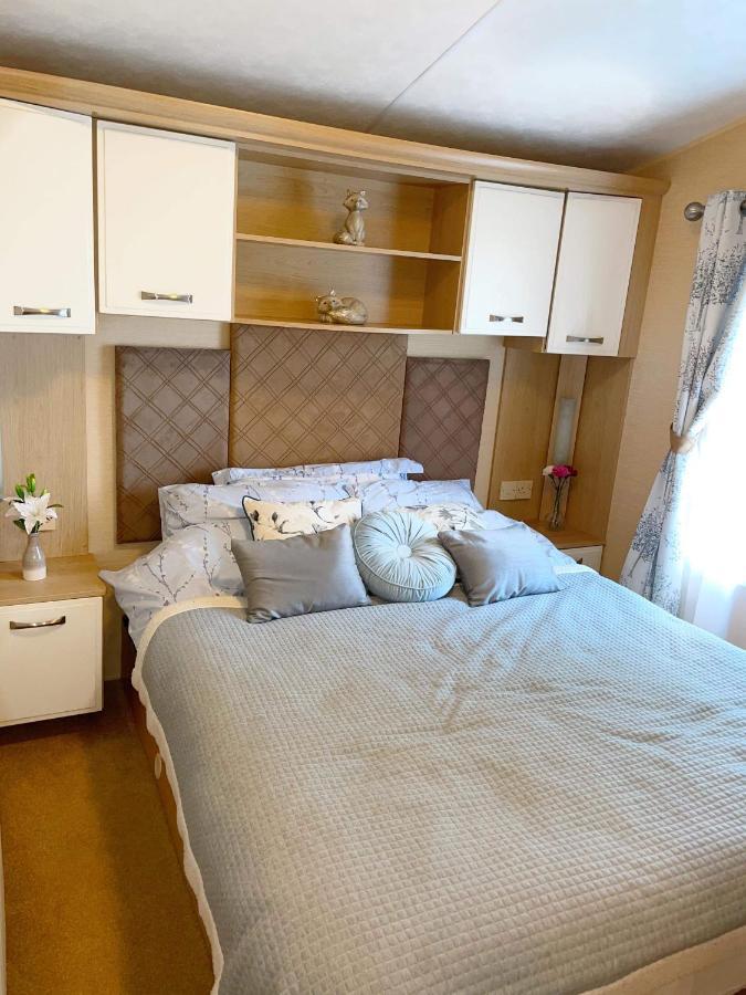 Caravan For Rent At Tattershall Holiday Park מראה חיצוני תמונה
