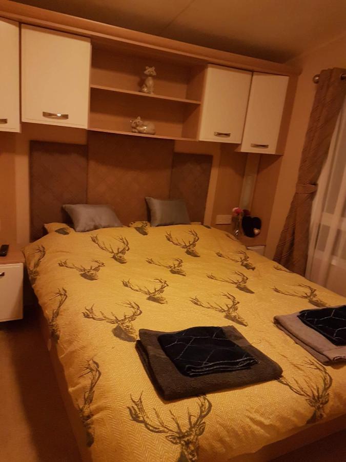 Caravan For Rent At Tattershall Holiday Park מראה חיצוני תמונה